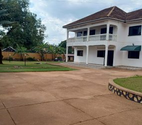 Office space for rent in Ntinda Kyambogo Road at only $2500 per month,